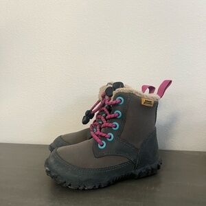 Bogs Kids Boots in Gray and Pink